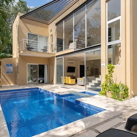 Tulum Private Modern Villa-Pool Beds-Ac-Internet-Parking-Grill