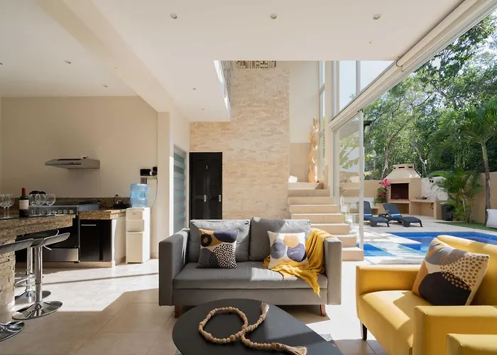 Private Modern Villa-pool Beds-ac-internet-parking-grill Ferienhaus